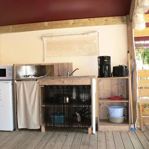 CANVAS AND WOOD TENT 4 people - Comfort 3 Rooms 4 People Without Sanitary