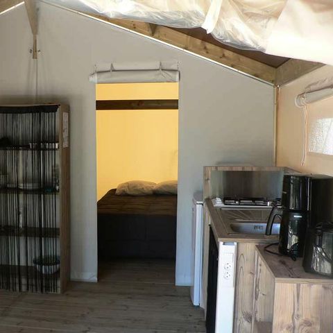 CANVAS AND WOOD TENT 4 people - Comfort 3 Rooms 4 People Without Sanitary