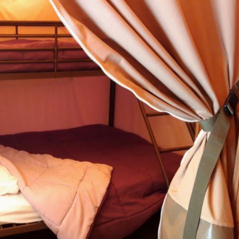 Canvas and wooden tent 5 persons - Victoria Lodge