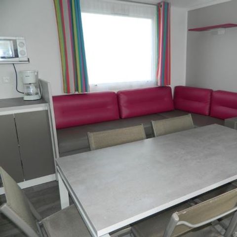 MOBILE HOME 8 people - Comfort mobile home, 28–35 m² (3 bedrooms) + terrace with sea view, sleeps 6–8