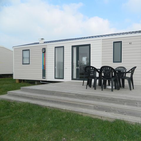Mobile home 8 persons - Comfort - 28–35 m² - 3 bedrooms - Terrace with sea view - Sleeps 6–8