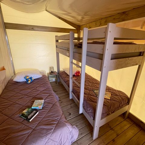 CANVAS AND WOOD TENT 5 people - FreeFlower Standard 30m² Lodge Tent (2 bedrooms) + Terrace, sleeps 5