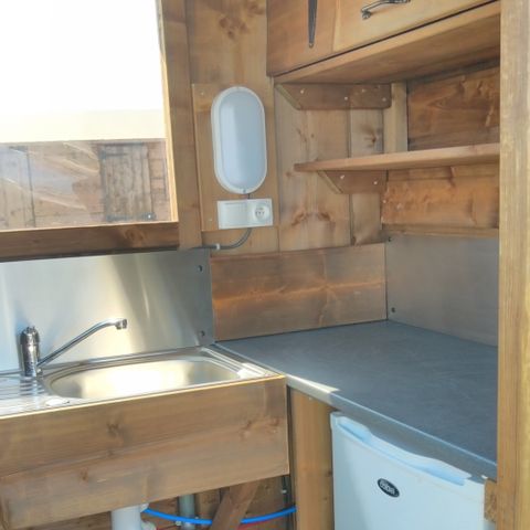 Pitch - PREMIUM package: pitch equipped with a FREECAMP + 10A electricity