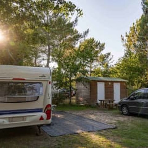 Pitch - Premium location