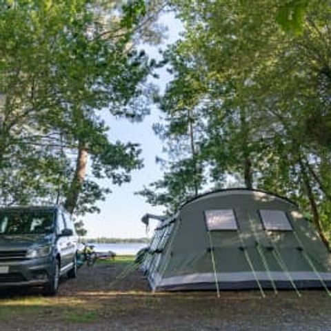 Pitch - Beacheside location ** (in French)
