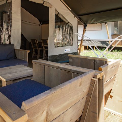 Canvas and wooden tent 5 persons - Valkanela - Comfort Safari Tent