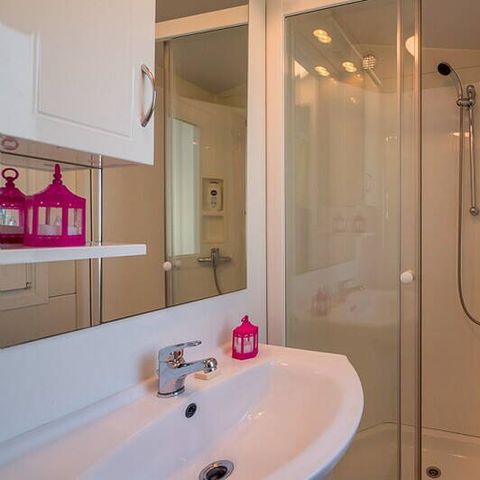 Mobile home 6 persons - Comfort | 3 Bedrooms | 6 Pers | Raised terrace | Air conditioning | TV