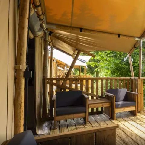 Canvas and wooden tent 5 persons - Valkanela - Safari tent Bella Lodge + sanitary facilities + air conditioning (6P)