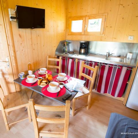 CHALET 4 people - Bois Confort 24m² 2 bedrooms + covered terrace + TV 4 pers
