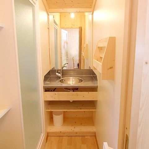 Chalet 4 persons - Bois Confort 24m² 2 bedrooms + covered terrace + TV 4 pers