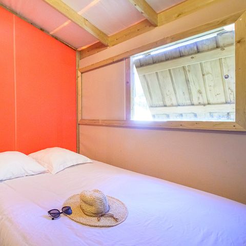 MOBILE HOME 4 people - Cosyflower Premium on stilts 38m² - 2 bedrooms + TV + bed linen + towels covered terrace 11m²