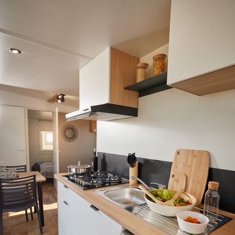 MOBILE HOME 4 people - Homeflower Premium 29m² (2 bedrooms) + CLIM + semi-covered terrace + TV + sheets + towels