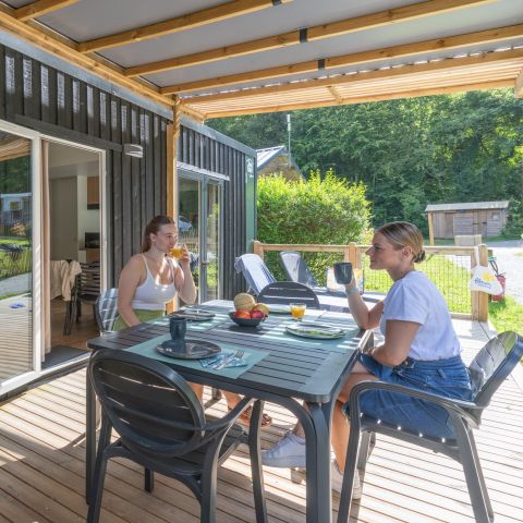 MOBILE HOME 6 people - Homeflower Premium 35m² (3 bedrooms) + CLIM + semi-covered terrace + TV + sheets + towels