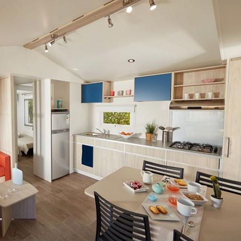 MOBILE HOME 8 people - 3 bedrooms 6/8 persons TV