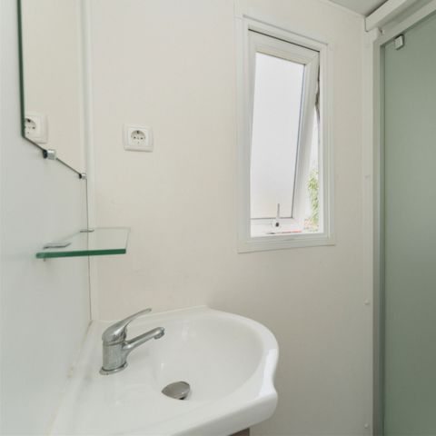 MOBILE HOME 4 people - Comfort Mobile Home: 2 Bedrooms, Sleeps 4