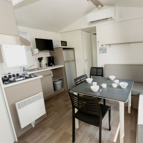 MOBILE HOME 4 people - Comfort Mobile Home: 2 Bedrooms, Sleeps 4