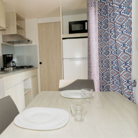 MOBILE HOME 4 people - Comfort+ Mobile Home: 2 Bedrooms, Sleeps 4