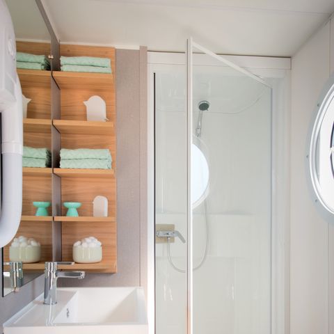 Mobile home 4 persons - Cottage Confort 2ch. sleeps 4 -30m2 - Terrace with parasol - DIM