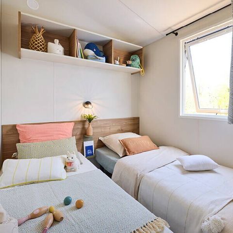 Mobile home 6 persons - Mobile-home | Comfort | 3 Bedrooms | 6 Pers. | Raised terrace | 1 Bathroom | Air-con.