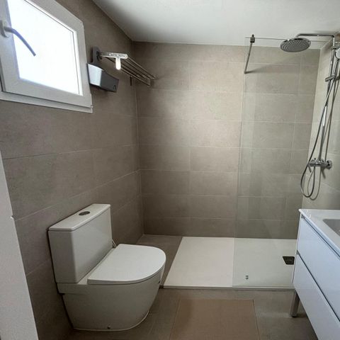 APARTMENT 4 people - Con balcón