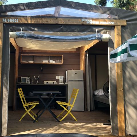 CANVAS AND WOOD TENT 4 people - MAORI