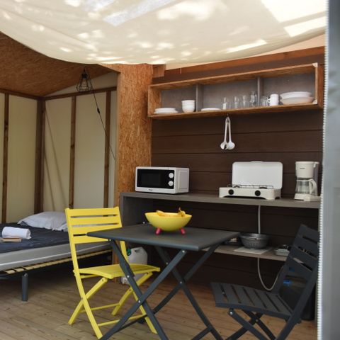 Canvas and wooden tent 4 persons - Maori 2-room apartment sleeps 4