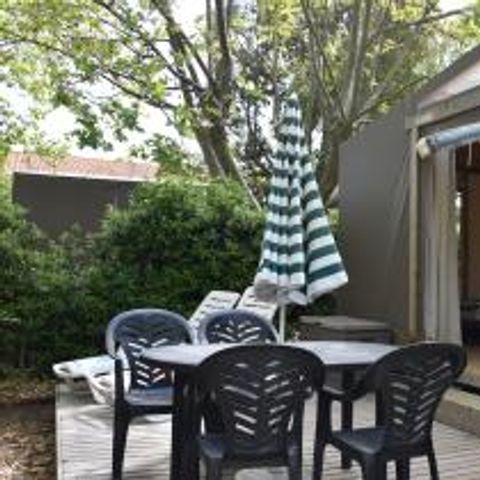 CANVAS AND WOOD TENT 4 people - Maori 2-room apartment sleeps 4