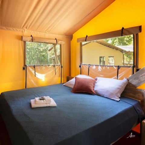 Glamping tent 5 persons - Luxury Lodge 4/5 persons in zone L