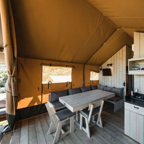 CANVAS AND WOOD TENT 4 people - Woodlodge sleeps 4 (2 bedrooms)