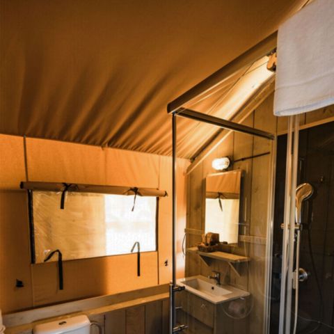CANVAS AND WOOD TENT 4 people - Woodlodge sleeps 4 (2 bedrooms)