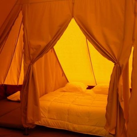 TENT 6 people - Large De Waard tent - without sanitary facilities