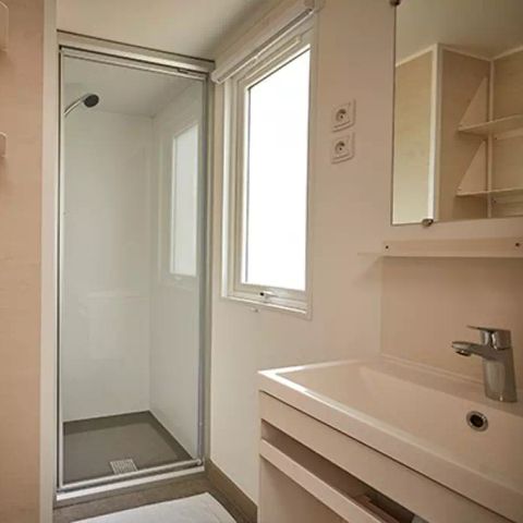Mobile home 4 persons - Comfort | 2 Bedrooms | 4 Pers | Raised terrace | 2 bathrooms | Air conditioning | TV