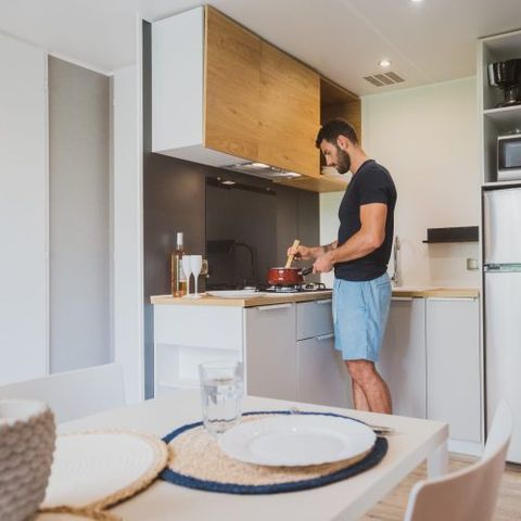 MOBILE HOME 4 people - Moorea 52 m² - 3 rooms - 2 bedrooms - Private Jacuzzi - Air conditioning