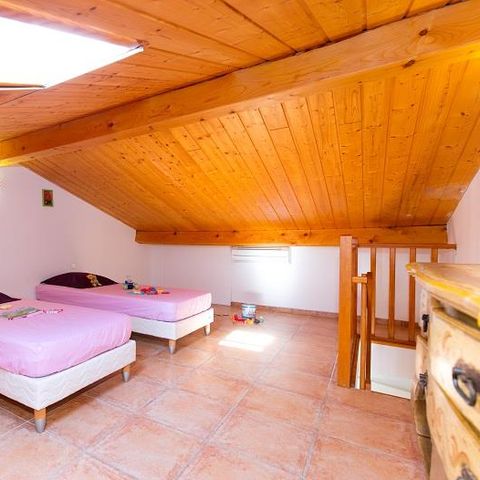 APARTMENT 4 people - 3-room Mezzanine 56 m² - 2 bedrooms - Air conditioning and TV