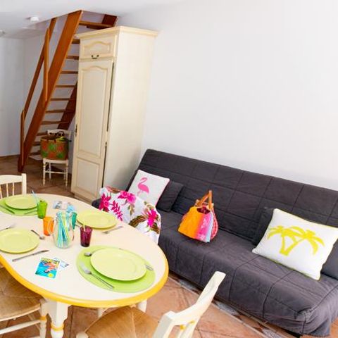 Apartment 4 persons - 3-room Mezzanine 56 m² - 2 bedrooms - Air conditioning and TV