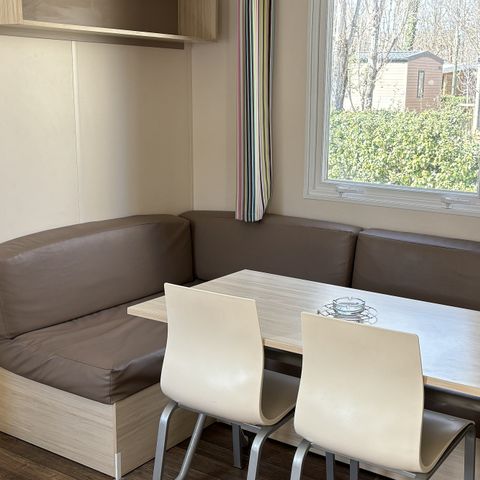 MOBILE HOME 6 people - Homair mobil homes at camping de la Méditerranée l Comfort XL | 3 Bedrooms | 6 Pers | Raised terrace | Air-con.