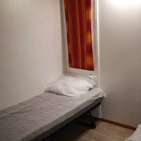 Chalet 5 persons - Chalet | Classic | 2 Bedrooms | 5 Pers | Raised terrace | Air conditioning | TV