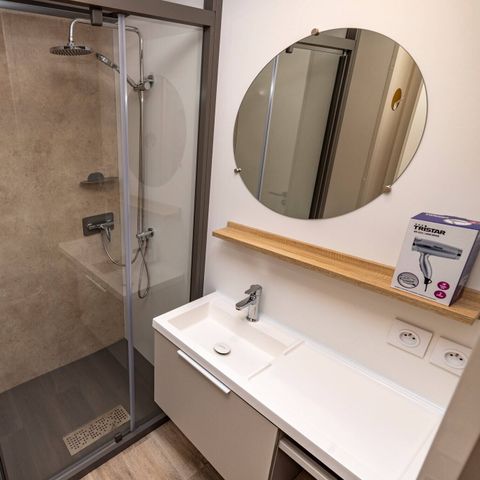 MOBILE HOME 8 people - Mobil-home | Ultimate | 3 Bedrooms | 6/8 Pers | Raised terrace | Air conditioning | TV