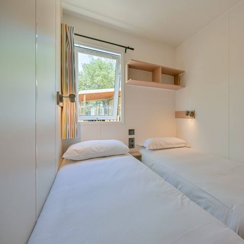 Mobile home 8 persons - Mobile-home | Comfort | 4 Bedrooms | 8 Pers. | Raised terrace | 2 bathrooms | Air-con.