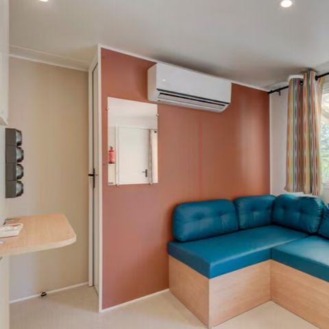 Mobile home 8 persons - Comfort | 4 Bedrooms | 8 Pers. | Raised terrace | Outside kitchen | 2 bathrooms | Air-con.