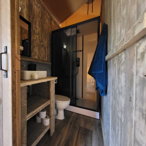 CANVAS AND WOOD TENT 4 people - Safari tent 4 with sanitary facilities
