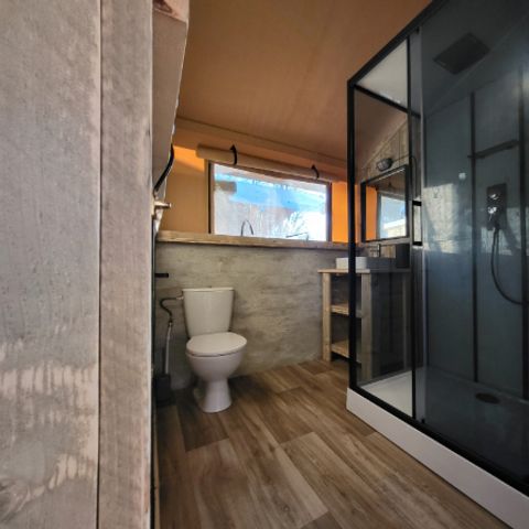 CANVAS AND WOOD TENT 6 people - Safari tent 6 with sanitary facilities