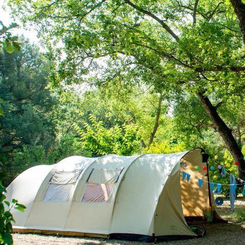Pitch - Tent, caravan or motor home pitch + vehicle