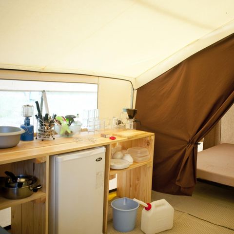 CANVAS AND WOOD TENT 4 people - Safari tent - 4 pers - without sanitary facilities