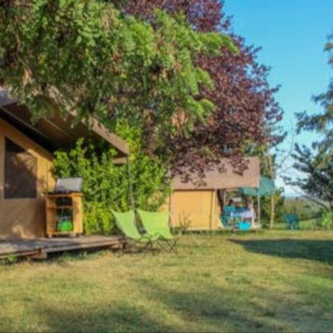 CANVAS AND WOOD TENT 5 people - Lodge tent - 4 adults + 1 child - with sanitary facilities