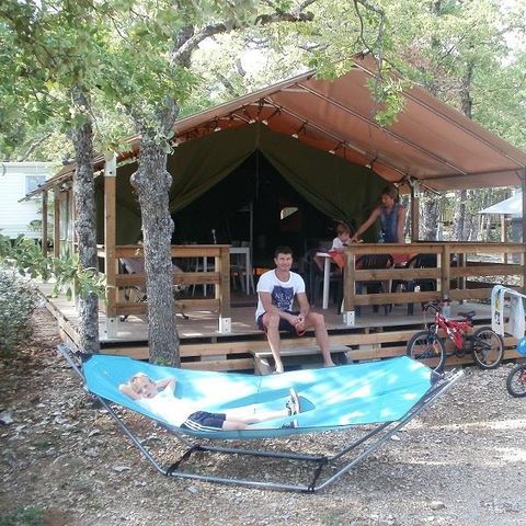 CANVAS AND WOOD TENT 5 people - Freeflower Standard 37m² (2 bedrooms) - 10m² terrace included
