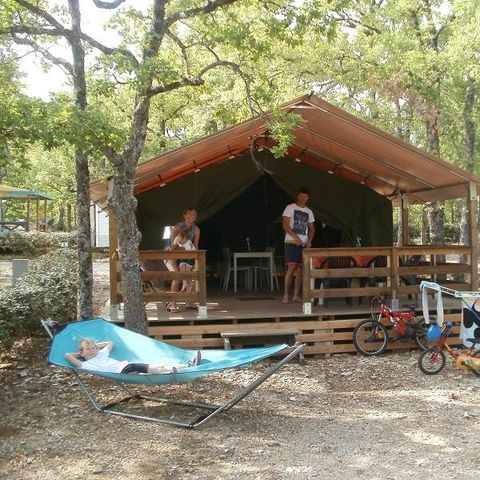 CANVAS AND WOOD TENT 5 people - Freeflower Standard 37m² (2 bedrooms) - 10m² terrace included