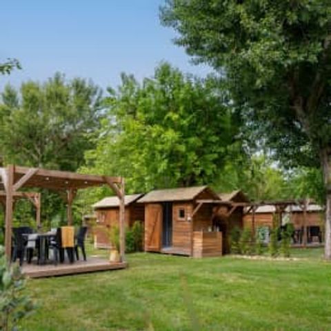 Pitch - Private sanitary facilities