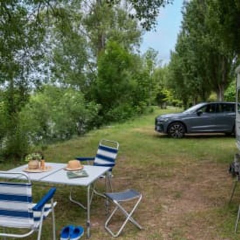 Pitch - Location ** River view