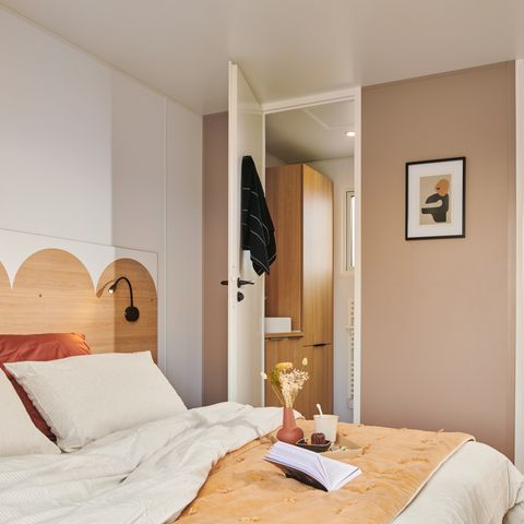 MOBILE HOME 6 people - NEW // Premium Cottage 3 bedrooms - 2 bathrooms + 2 WCs + Semi-covered terrace + Air conditioning + TV